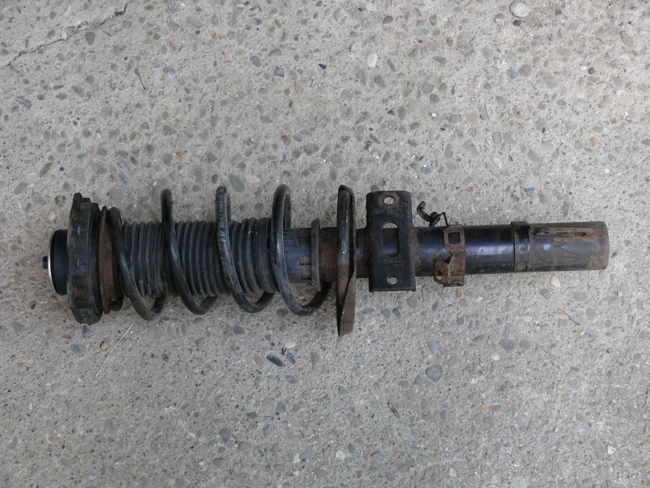Amortizor stânga-față pt. VW Polo 9N