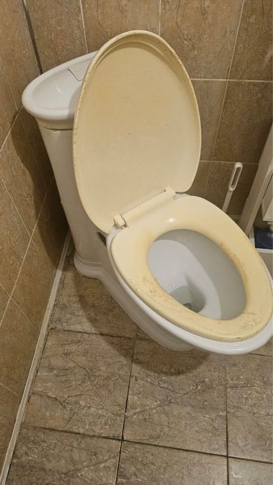 Унитаз б/у бесплатно