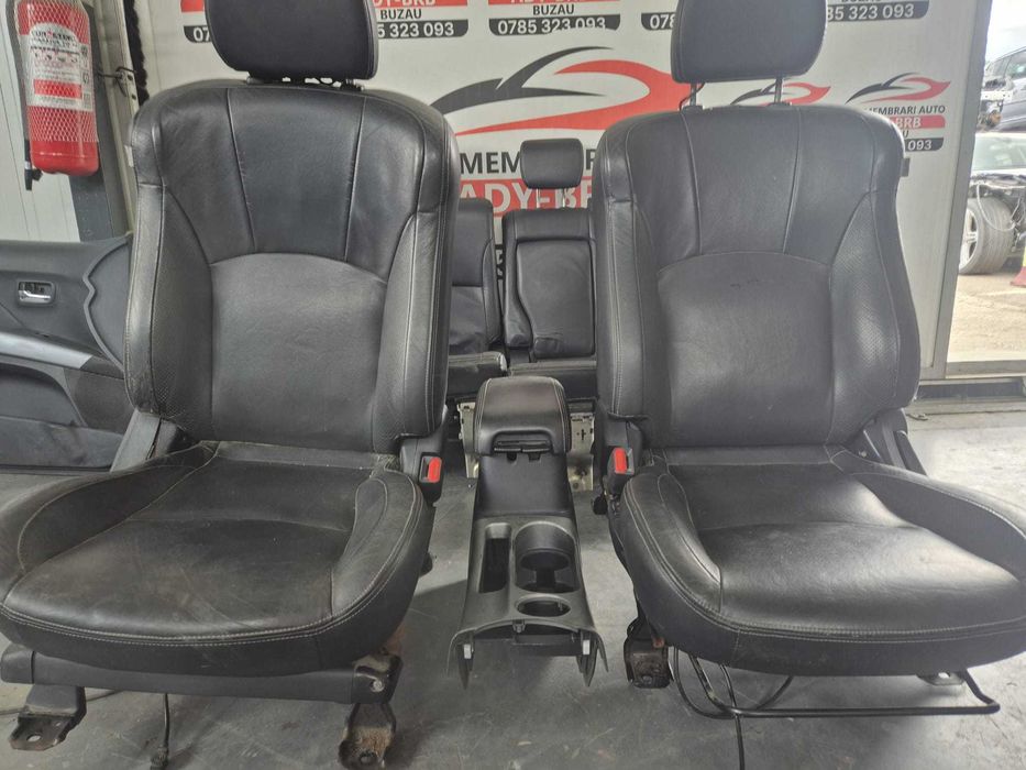 Tapiterie din piele Mitsubishi Outlander 2007