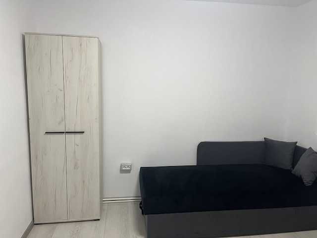 Inchiriez garsoniera zona UMT