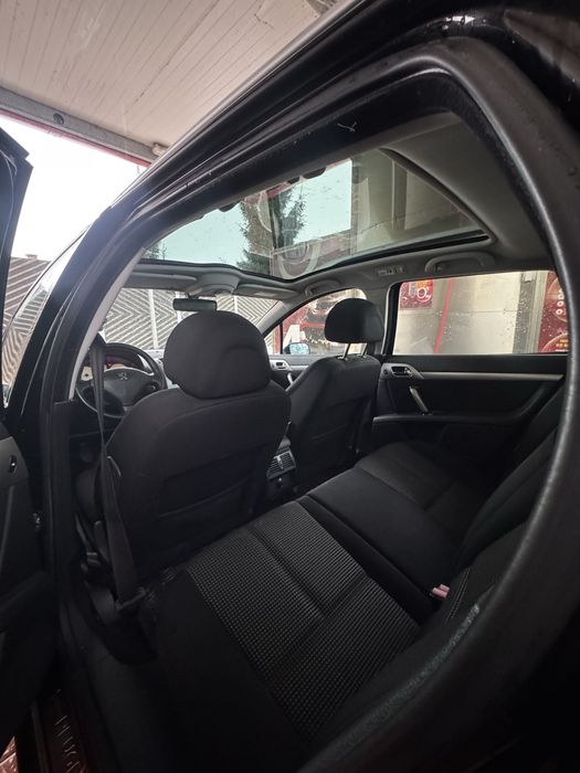 Vând Peugeot 407
