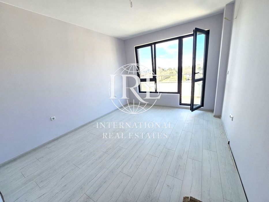 2-стаен в Варна-Левски площ 67 кв.м.  цена 155400 евро до ключ