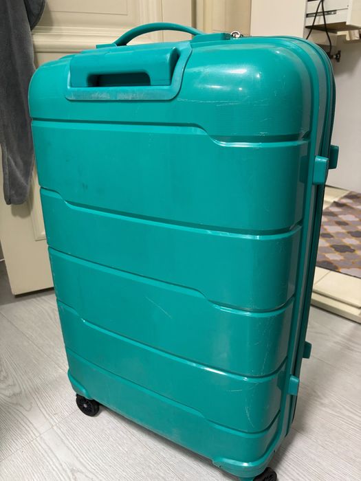 Чемоданы, размер L