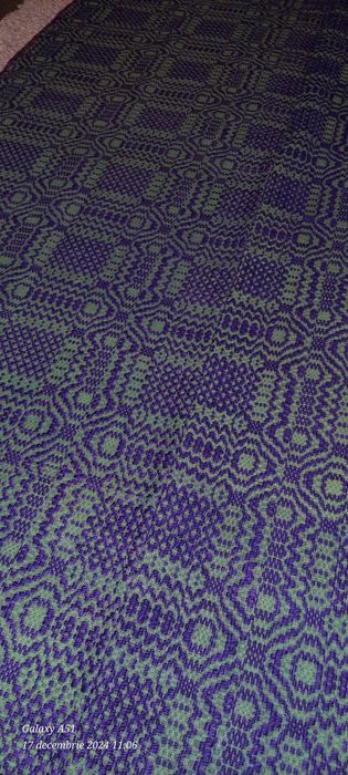 Pătură (macat ) țesută manual