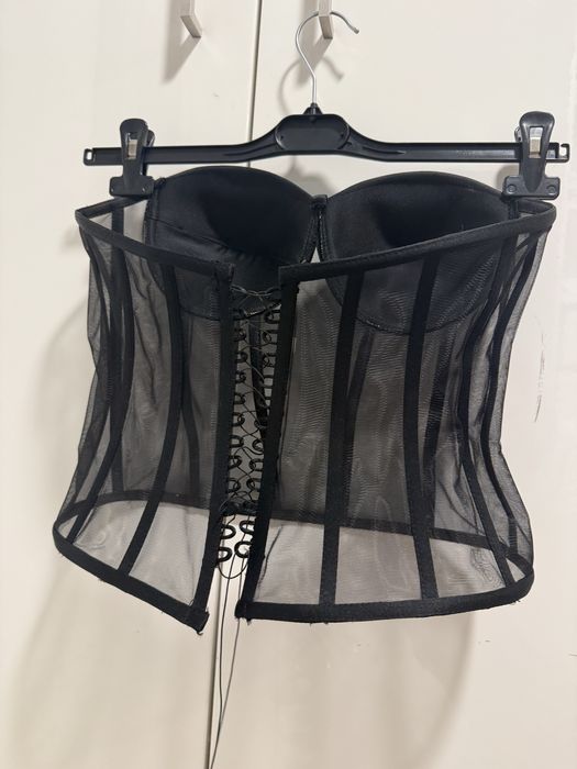 Корсети мерен и бежов 42 размер M