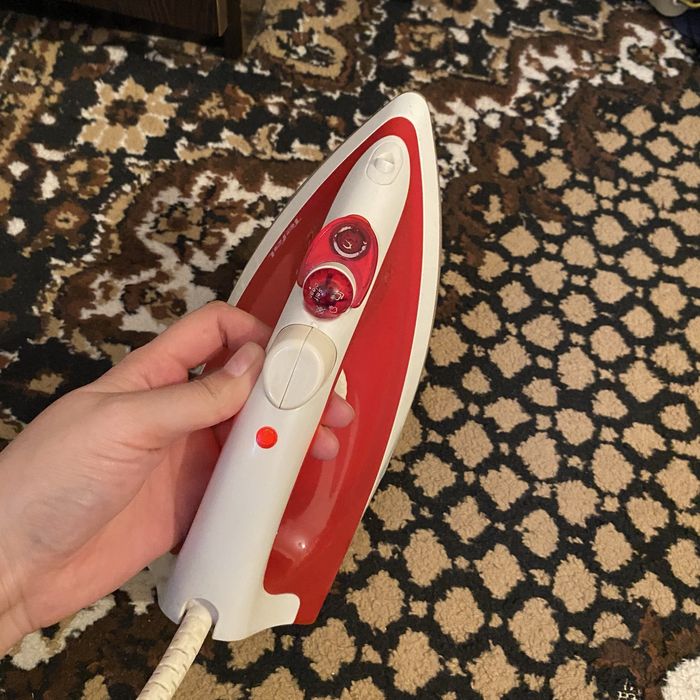 Утюг паровой  от tefal