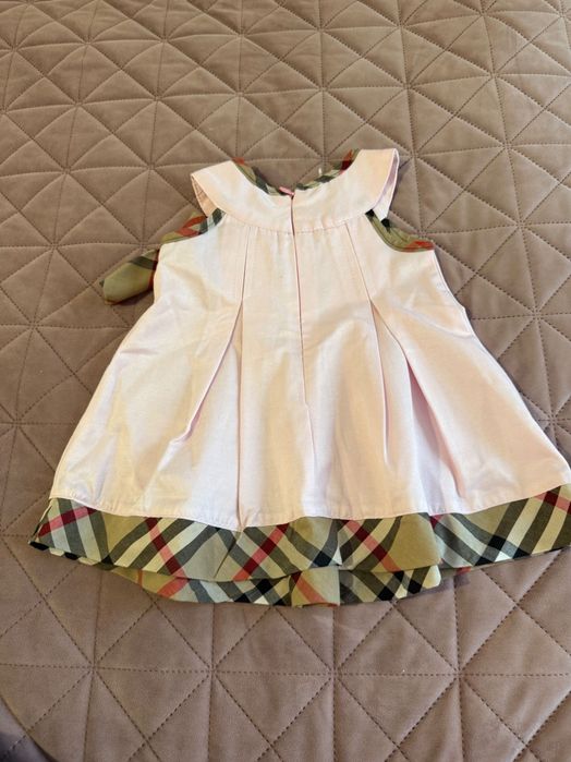 Бебешка рокля Burberry kids