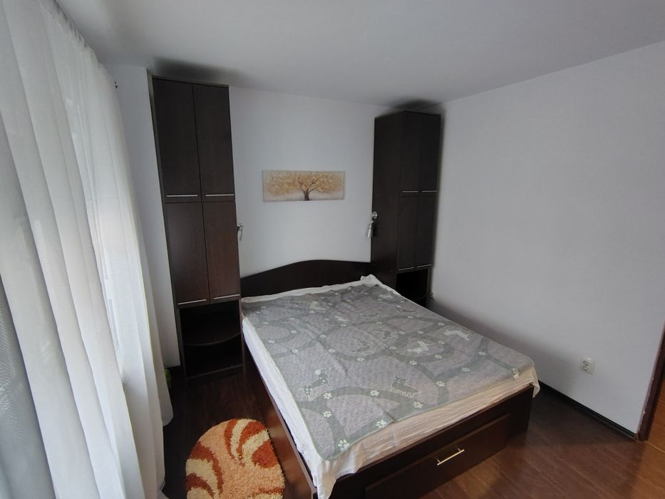 Proprietar închiriez ap. 2 camere Tineretului,Visana