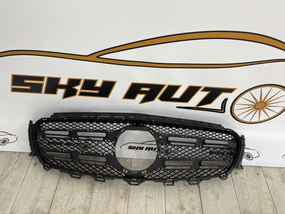 Grila radiator Mercedes E class W213 dupa 2016 cod A2138881400 NOUA