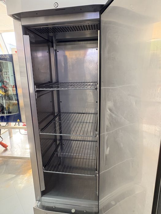 Frigider inox Precision Uk