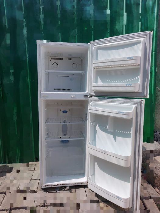 Холодильник продам