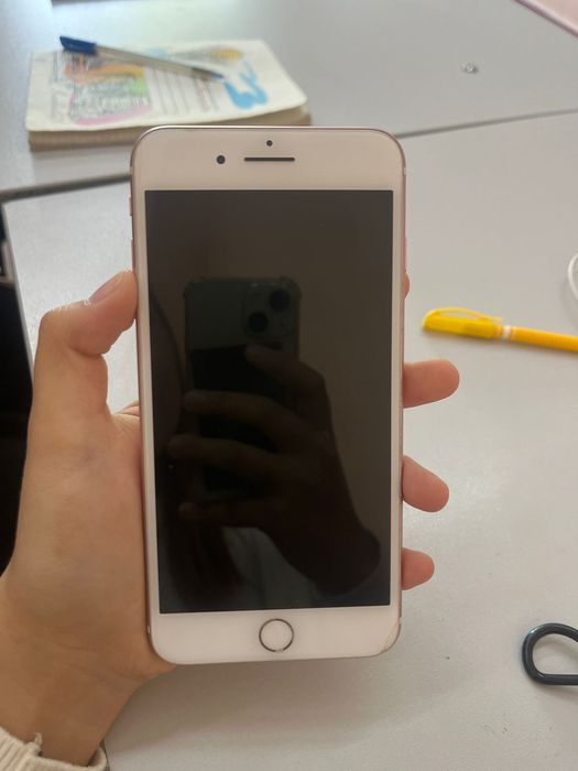Айфон 7плюс Rose Gold