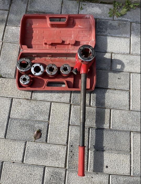 Trusa  filiera teava cu cupla