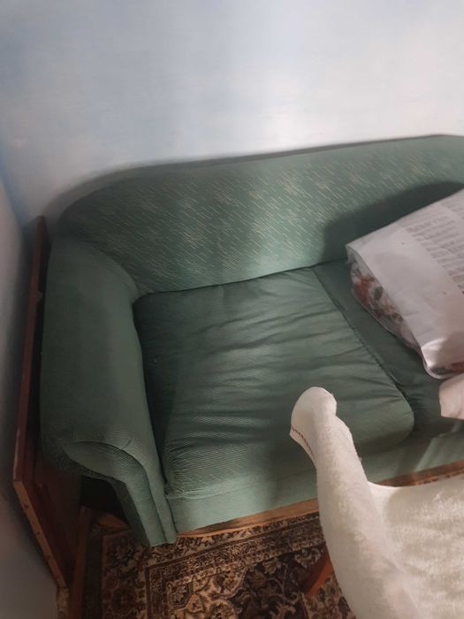 Vand mobila veche vitange