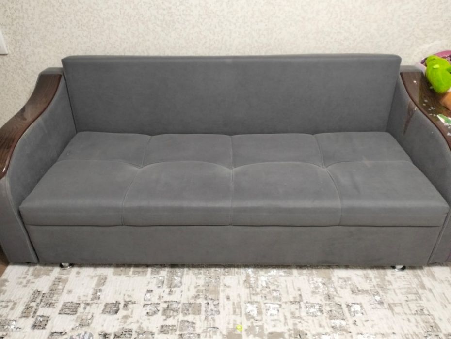 Продается мягкая мебель диван