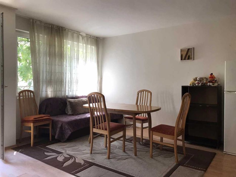 Двустаен апартамент Младежки Хълм