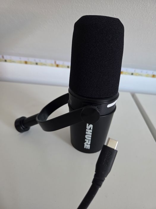Shure MV7+ USB-C & XLR