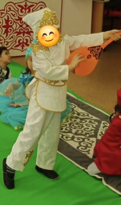 Продам национальные костюмы