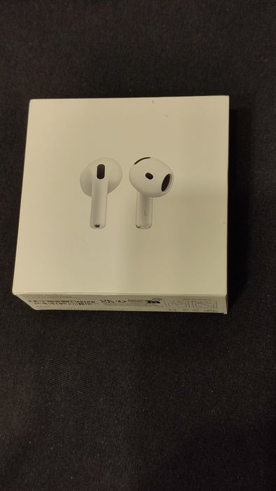 Безжични слушалки AirPods 4