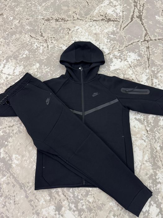 Nike Tech Fleece
