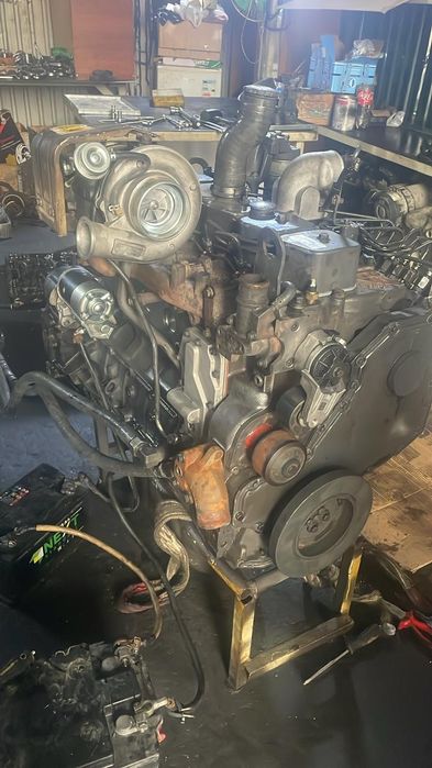 Каминс  двигатель 6бт Cummins 6BT.