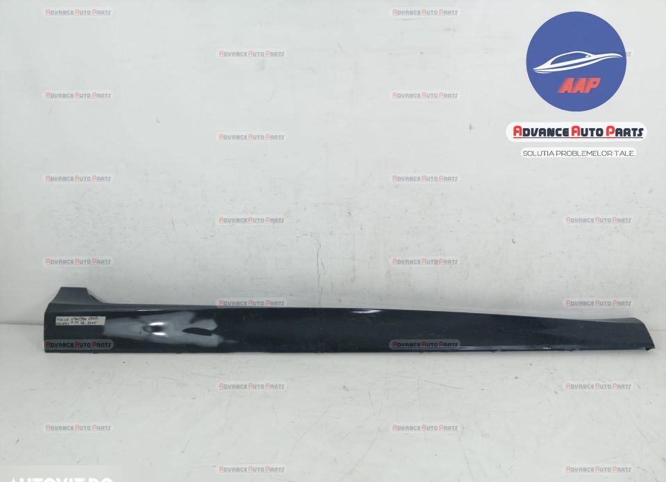 Волво В90 Крос Кънтри / Volvo V90 Cross Country Оригинален десен праг