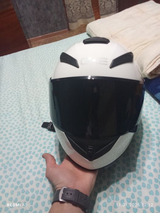 Срочно продам шлем