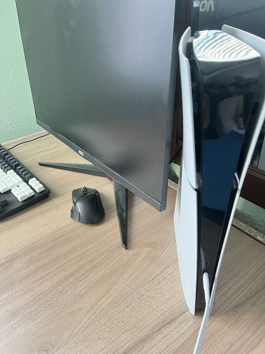 СПЕШНО Продавам playstation 5 дигиталната версия