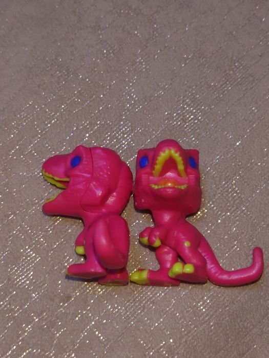 Продам динозавры Киндер Джой