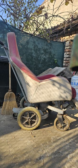 Cărucior Handicap Curte