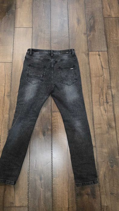 Blugi amiri black angel