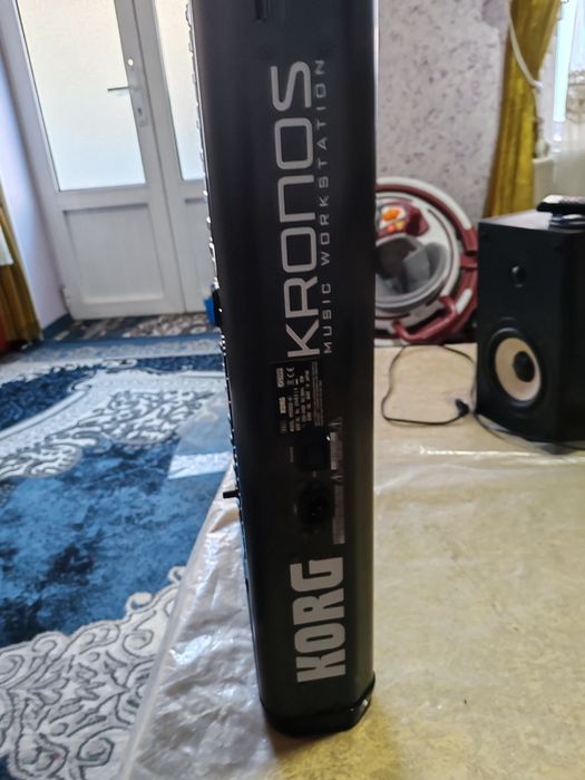Korg Kronos 1sotiladi holati yaxshi chexol va kabel qo'shib beraman