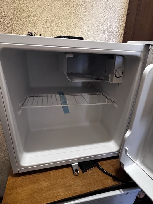 Холодильник бирюса 50