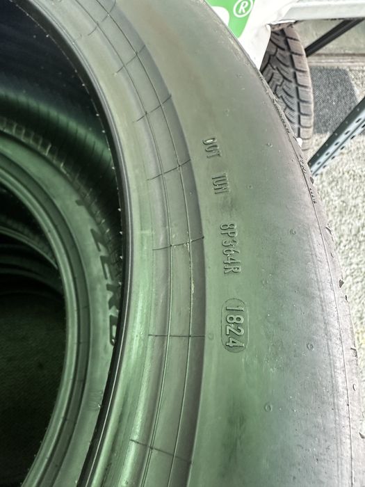 Set Complet 285/40 R22 106Y XL MO | 325/35 R22 110Y XL MO - Pirelli PZero Oferta