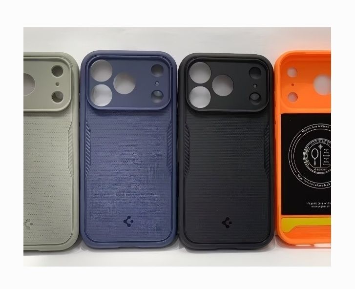 Чехол Spigen для IPhone 17 pro max оранжевый