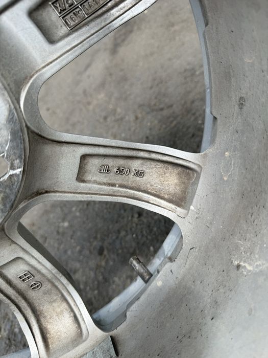 Продам диски с резиной! 235.50/R18