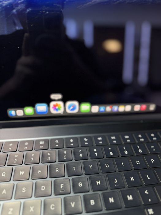 Apple MacBook Air M2 15” 2023Space Gray – Ideal holat