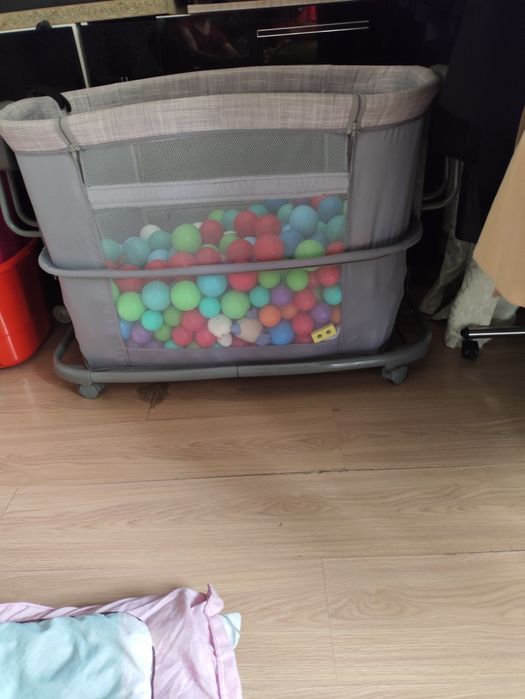 Продам детский манеж