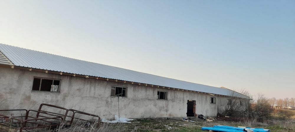 Executam acoperisuri si Reparatii acoperisuri