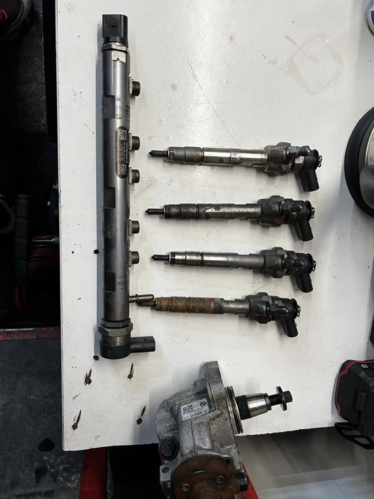 Kit injectie bmw e90 e91 e92 e93 x1 x3 f30 f31 1.8d n47