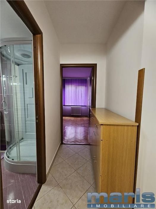 Inchiriere apartament 3 camere Tudor cu 2 bai amenajat.
