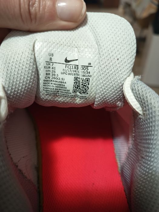 Маратонки Nike запазени