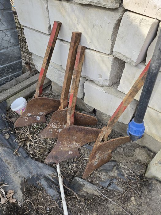 Vând antitrupite plug huard