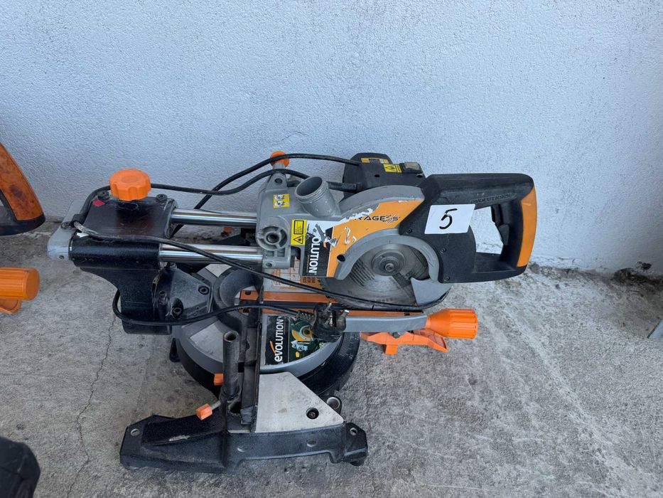 Циркуляр пендула - Evoulution 1500W / 210 mm / 5 бр