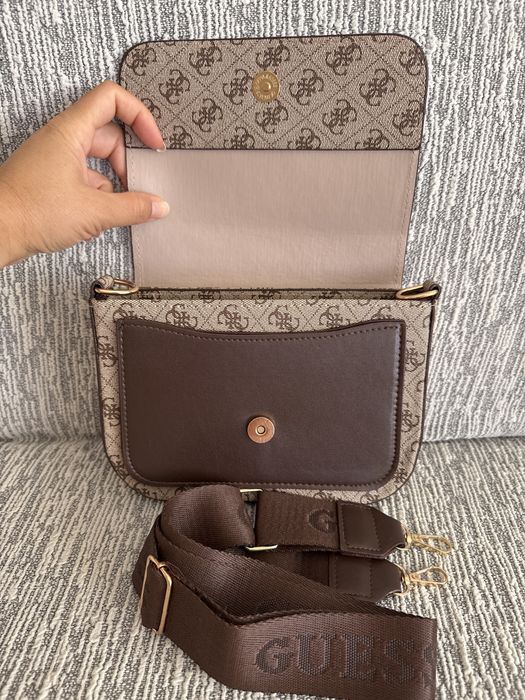 Нова чанта на Guess