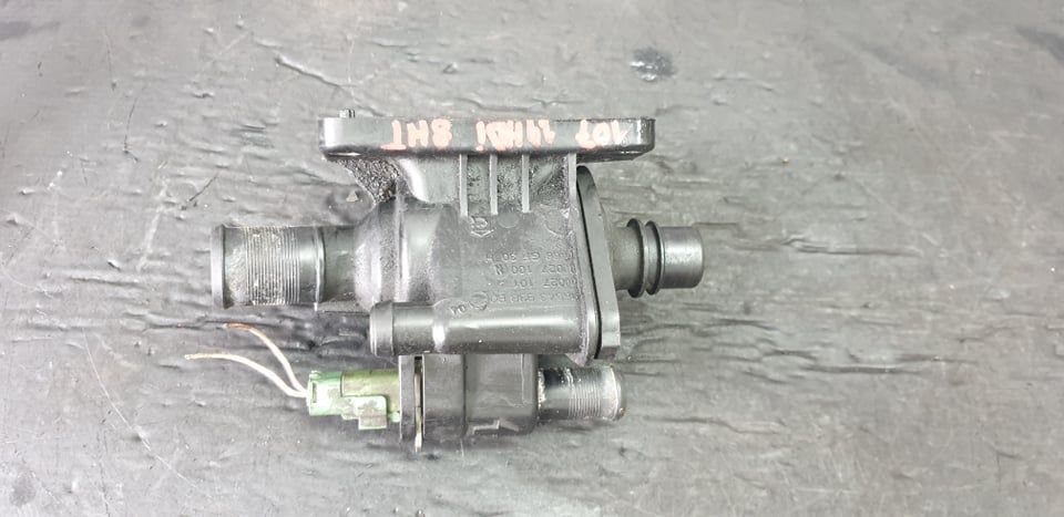carcasa corp  termostat 1.4 hdi  peugeot 107 206 307 1007 citroen c1 c2 c3 xsara   9654393880
