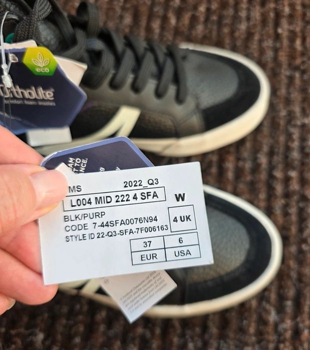 Adidasi Lacoste, mărimea 37