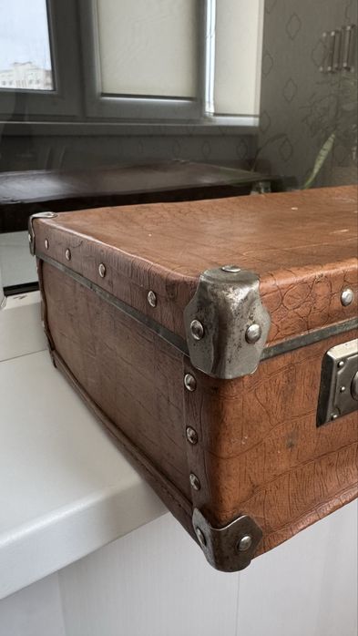 Продам рэтро чемодан