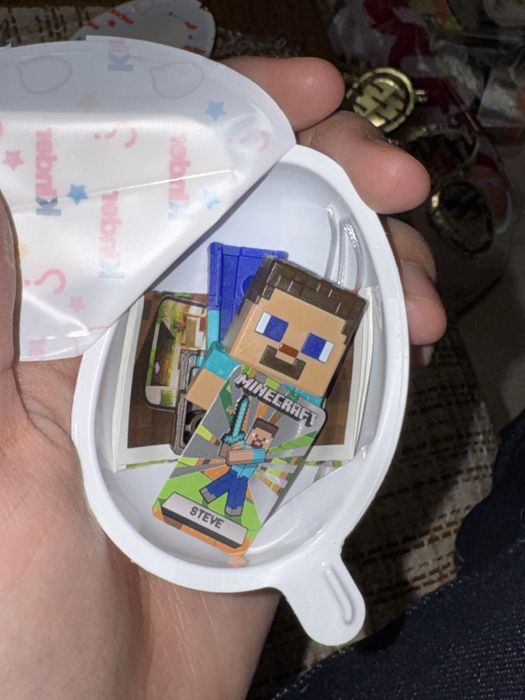 Киндер Майнкрафт, Kinder Joy Minecraft