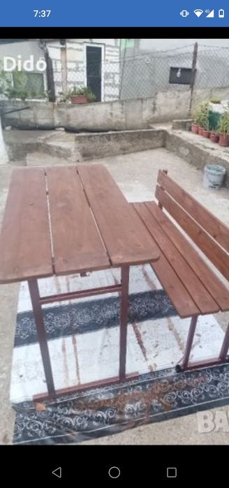 Пейка и маса за деца.Боядисана и лакирана .